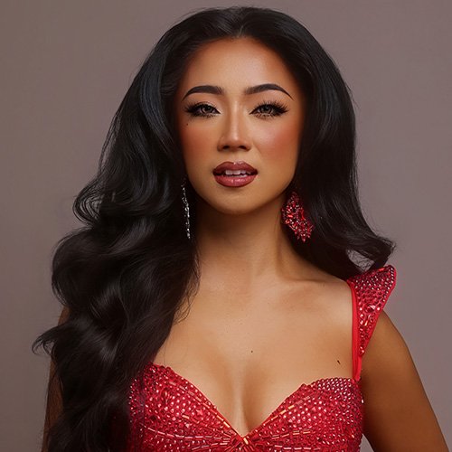 Hmong - Hlija Lisa Lee